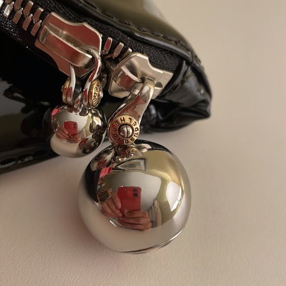 Henri Bendel Patent Leather Clutch - Picture 3 of 6